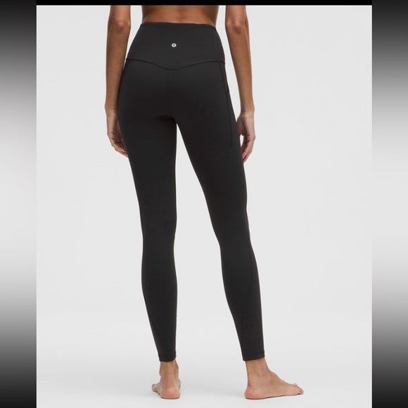 Brand new Lululemon Align HR pant 28” pockets - Picture 3 of 9